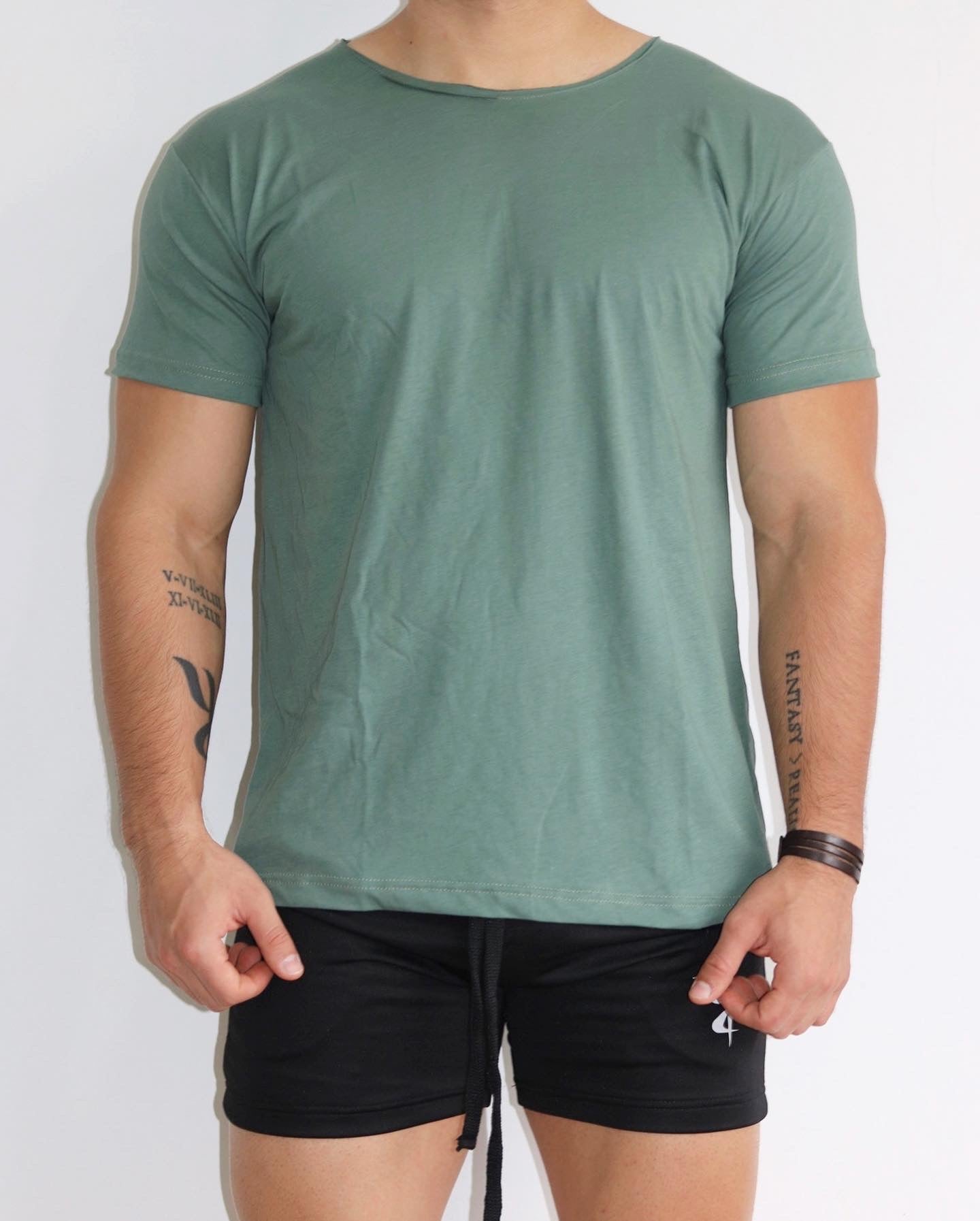 Camiseta Cuello Amplio