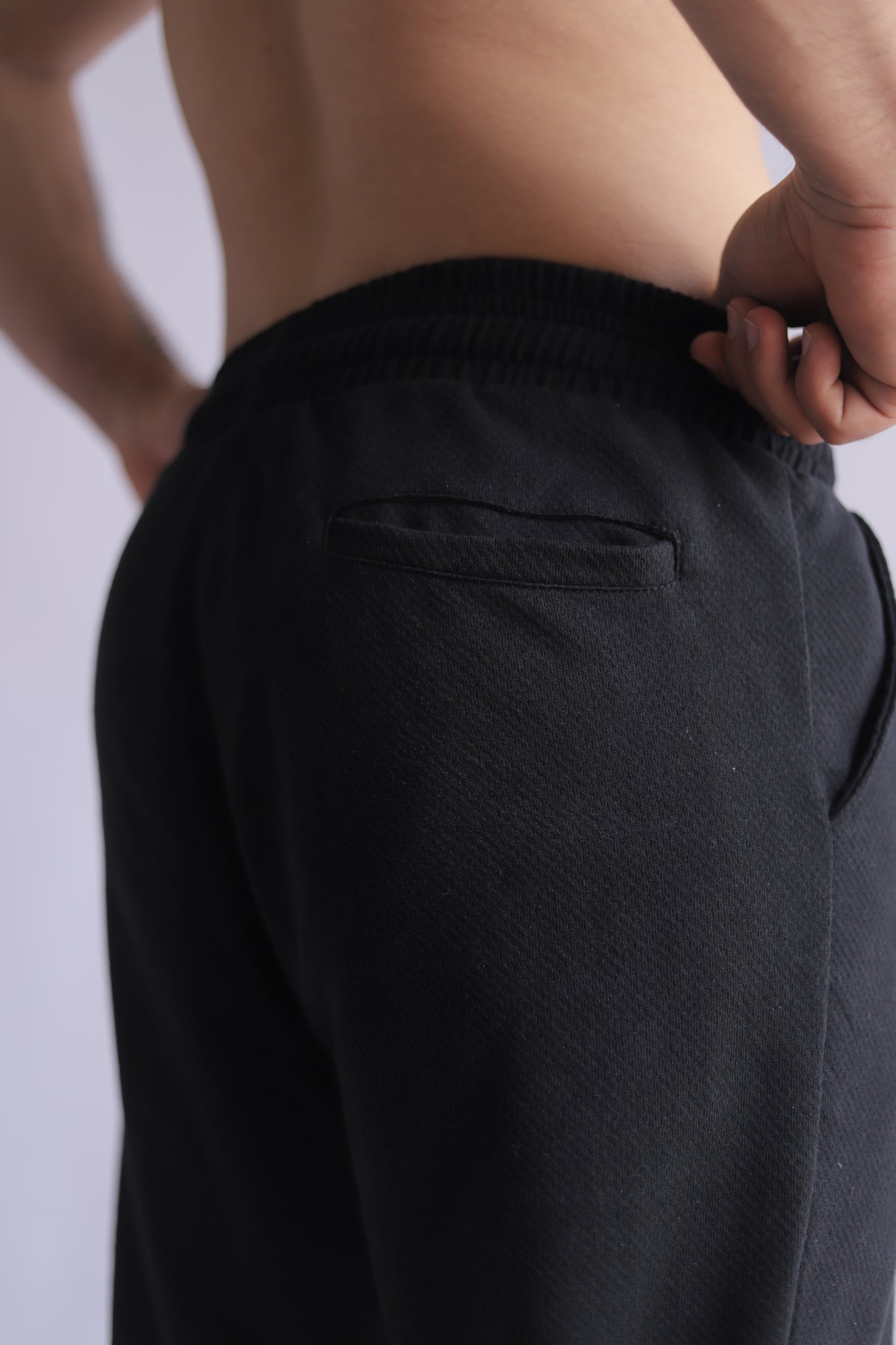 Sudadera Negra Clásica